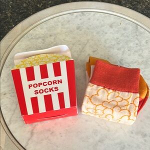 Popcorn Pattern Socks